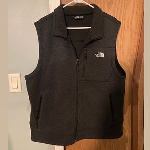 Mens XL north face vest
